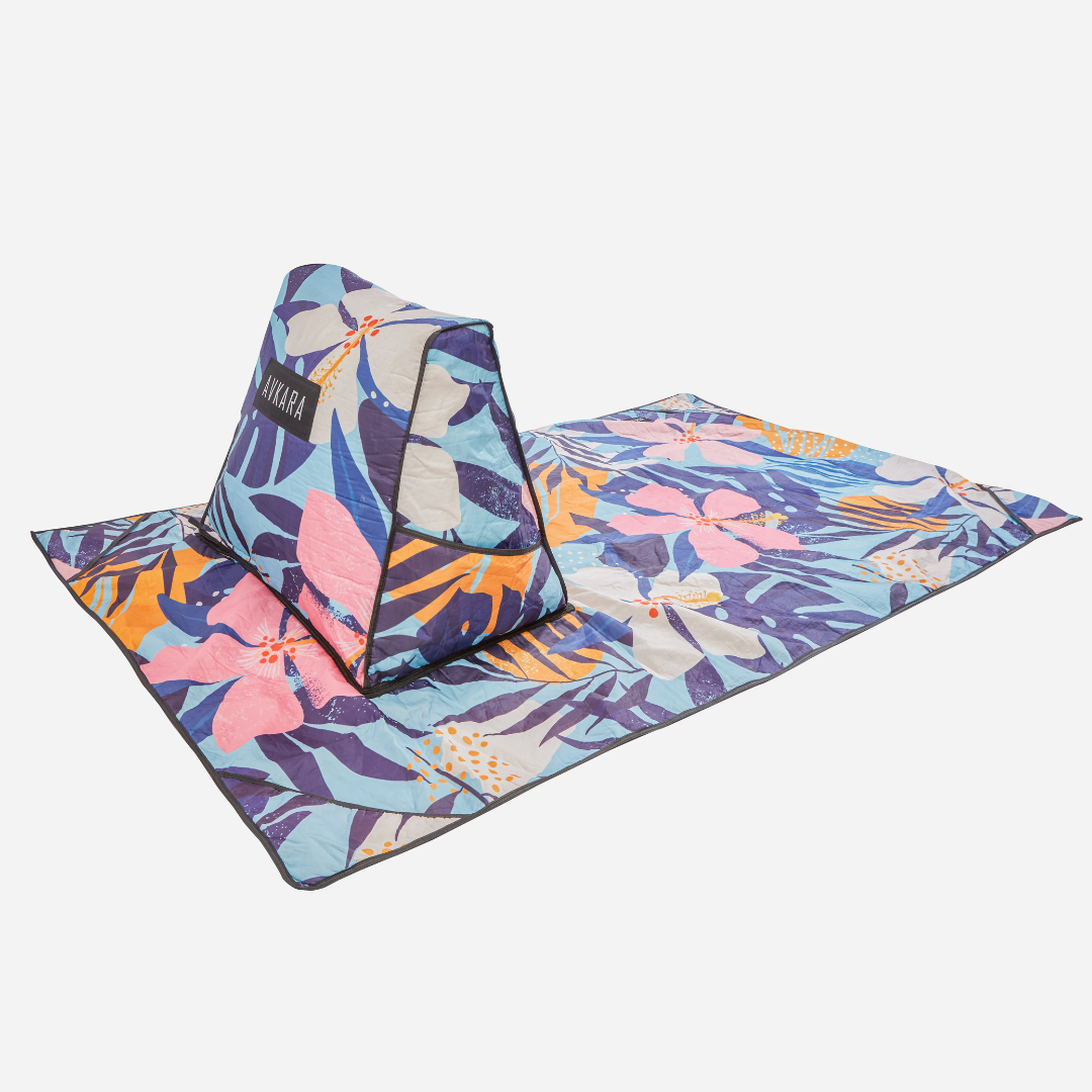 Tropical Earth Lounger and Foot Pump Bundle